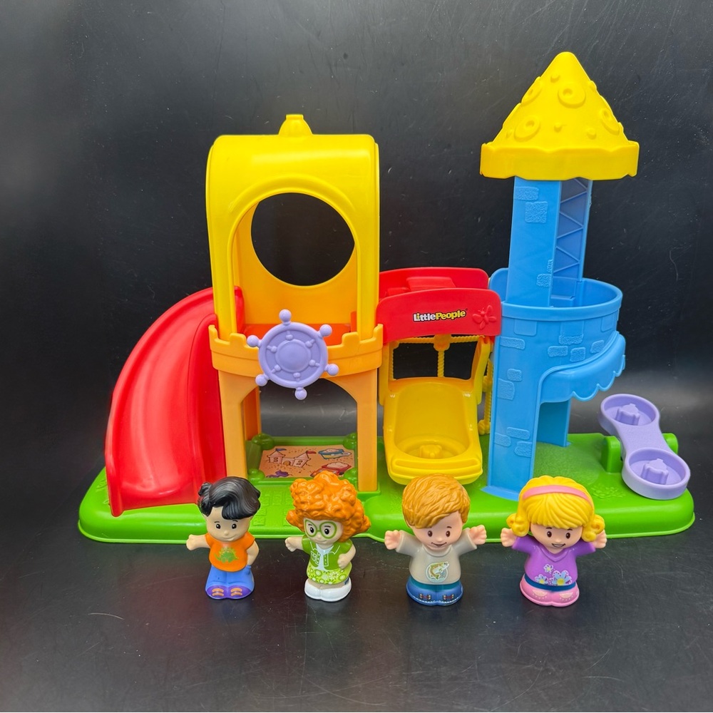 Fisher-Price Little People 2012 Neighborhood Playground Playset with 4 Figures